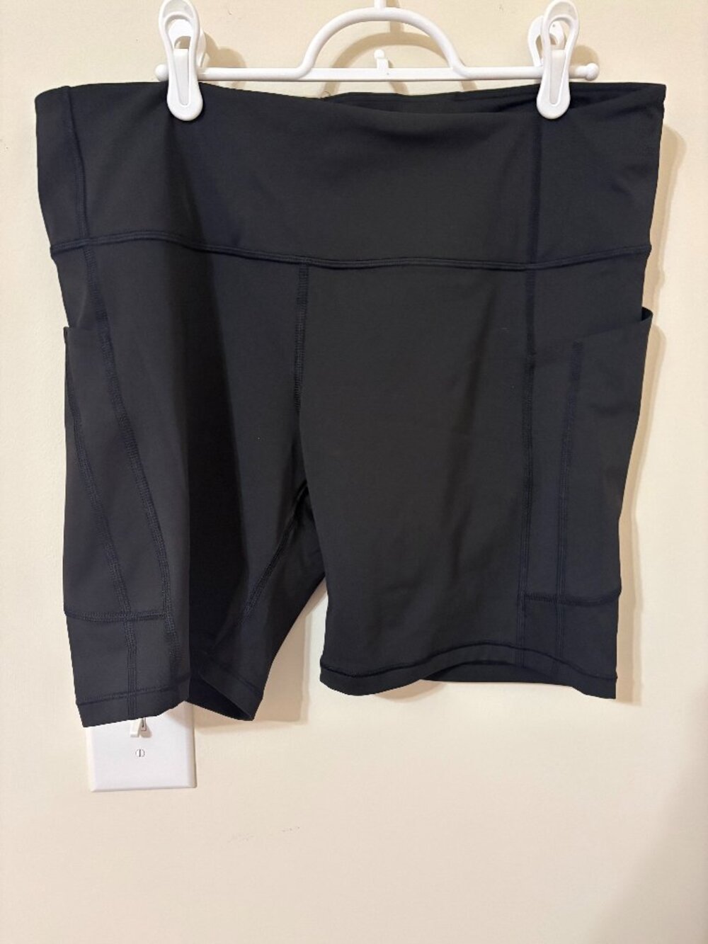 Athleta XL Spandex Shorts